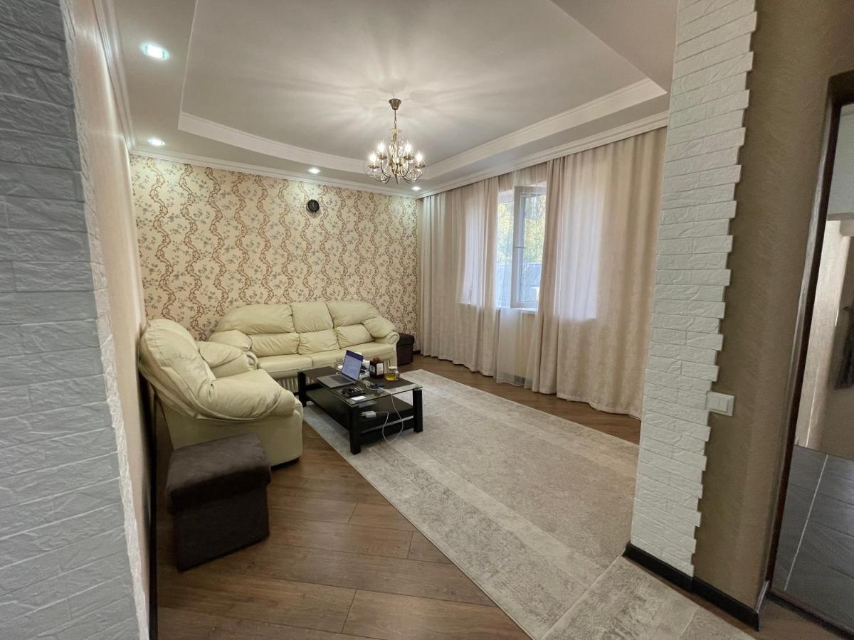 Роща 7 Hotel Bisjkek Eksteriør billede
