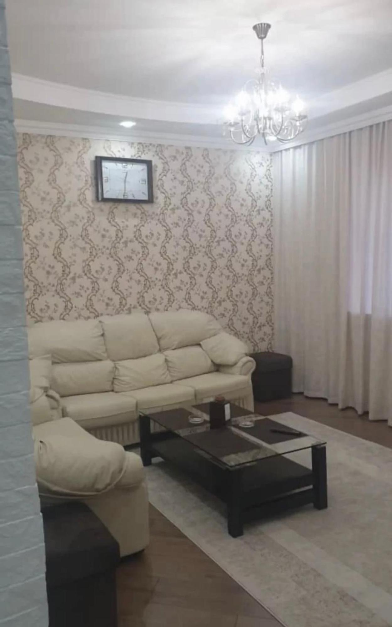 Роща 7 Hotel Bisjkek Eksteriør billede